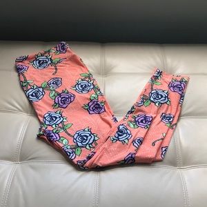Lularoe leggings size TC2